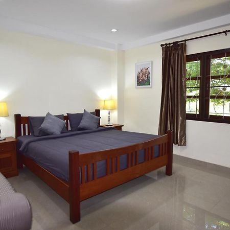 Kate House Bangsaphan Bang Saphan Exteriör bild